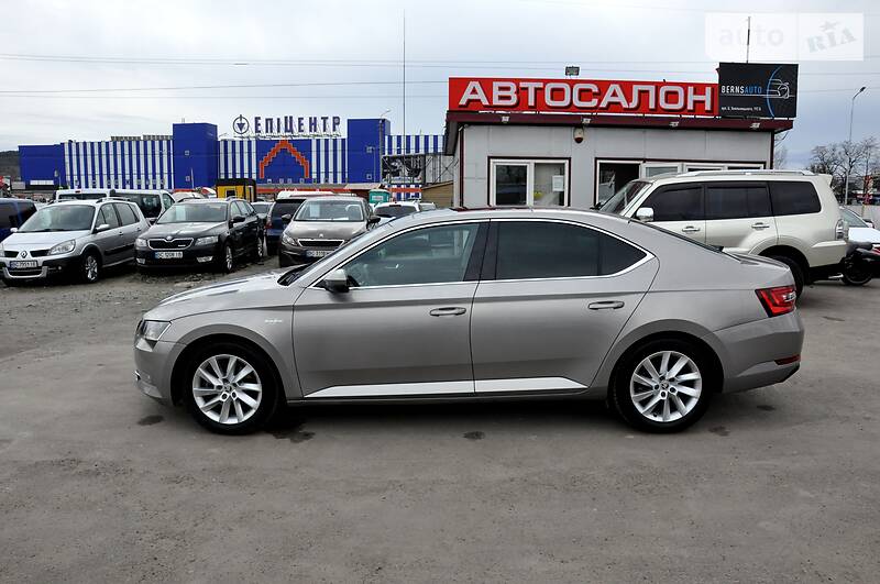 Седан Skoda Superb 2017 в Львові фото 25 Седан Skoda Superb 2017 в Львові