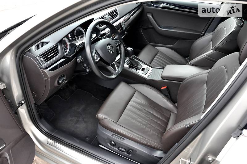 Седан Skoda Superb 2017 в Львові фото 32 Седан Skoda Superb 2017 в Львові