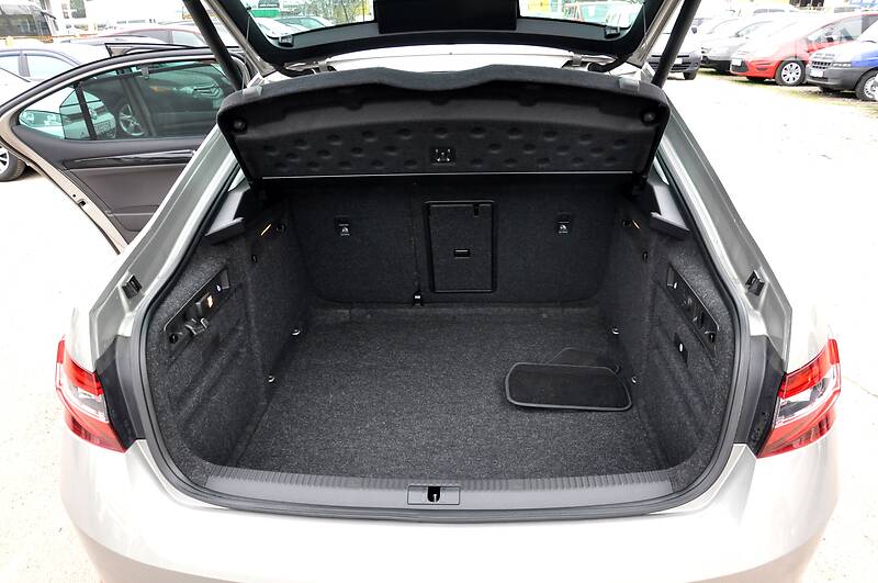 Седан Skoda Superb 2017 в Львові фото 56 Седан Skoda Superb 2017 в Львові