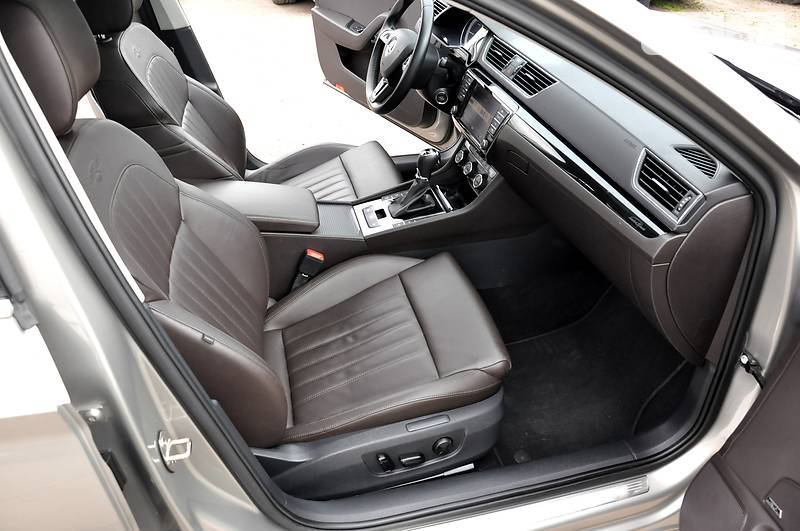 Седан Skoda Superb 2017 в Львові фото 64 Седан Skoda Superb 2017 в Львові