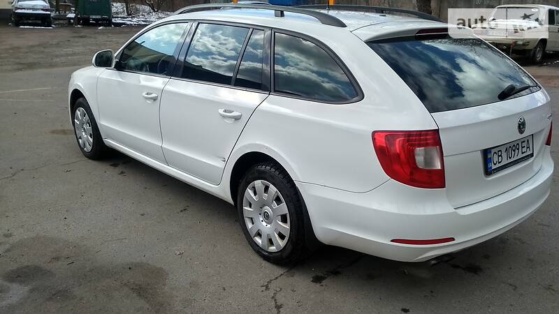 Універсал Skoda Superb 2011 в Чернігові фото 4 Універсал Skoda Superb 2011 в Чернігові