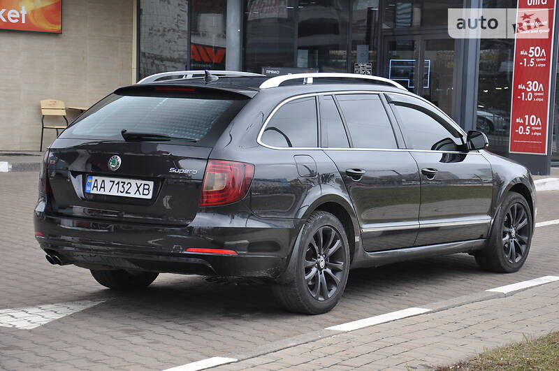 Універсал Skoda Superb 2011 в Києві