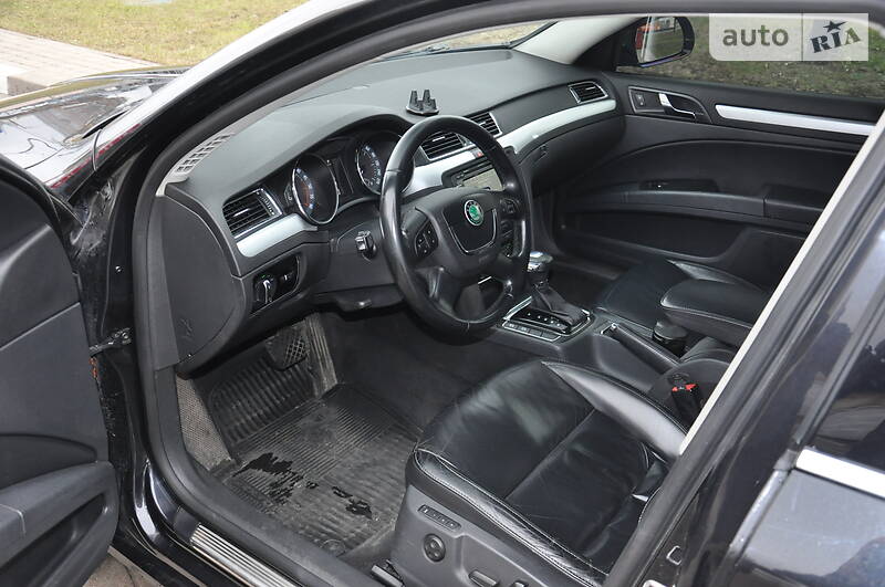 Універсал Skoda Superb 2011 в Києві
