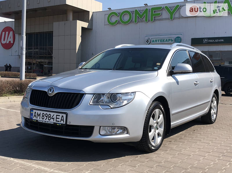 Універсал Skoda Superb 2010 в Житомирі