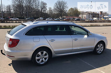Універсал Skoda Superb 2010 в 