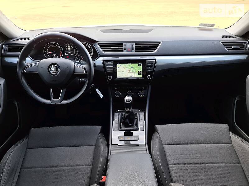 Універсал Skoda Superb 2016 в Мукачевому