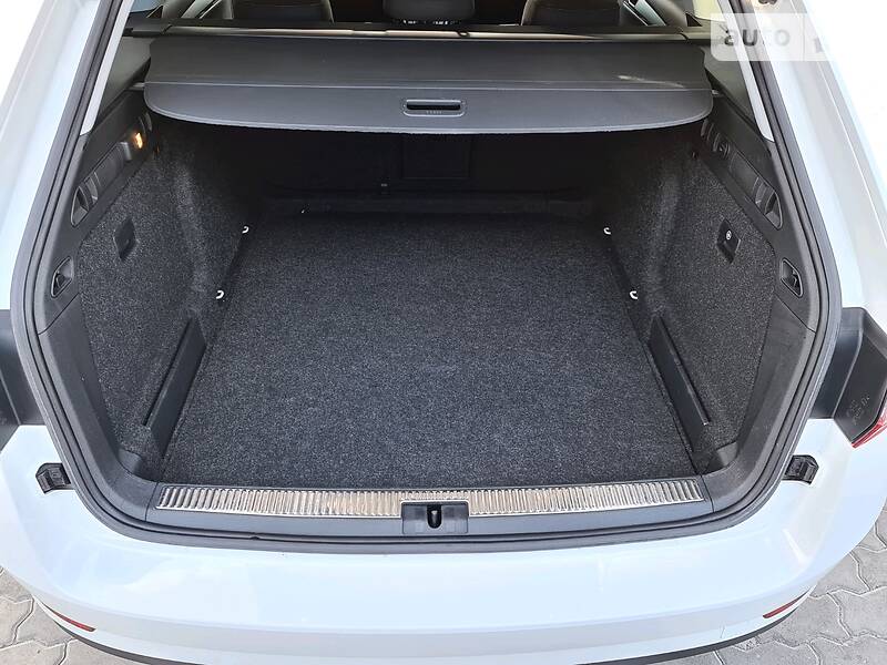 Універсал Skoda Superb 2016 в Мукачевому