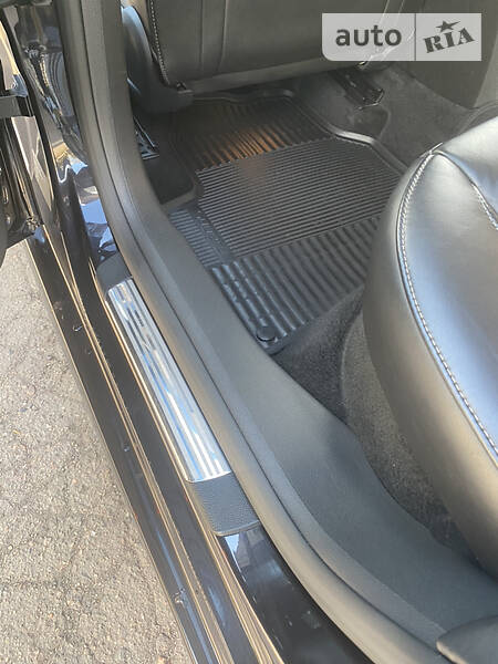 Седан Skoda Superb 2010 в Кривому Розі