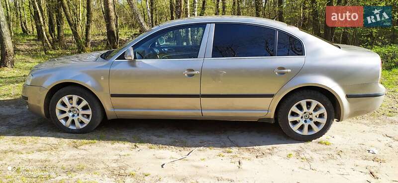 Седан Skoda Superb 2007 в Лубнах