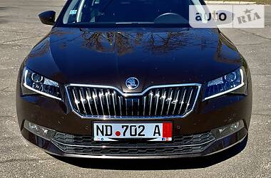 Универсал Skoda Superb 2016 в Киеве