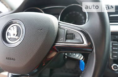 Ліфтбек Skoda Superb 2014 в 