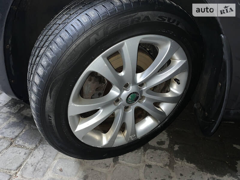 Універсал Skoda Superb 2010 в Тернополі