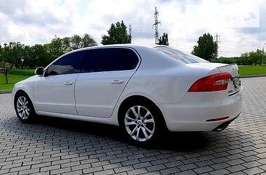 Ліфтбек Skoda Superb 2014 в 