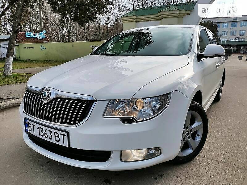 Лифтбек Skoda Superb 2012 в Херсоне