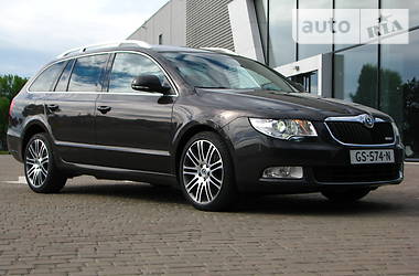 Универсал Skoda Superb 2011 в Львове