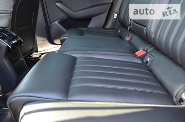 Універсал Skoda Superb 2018 в 