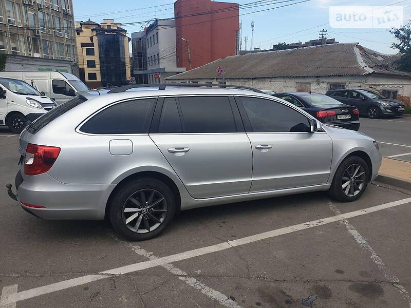 Універсал Skoda Superb 2013 в Вінниці