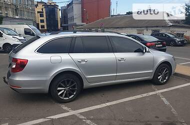 Універсал Skoda Superb 2013 в 