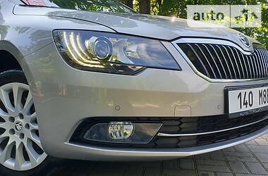 Универсал Skoda Superb 2015 в Дрогобыче