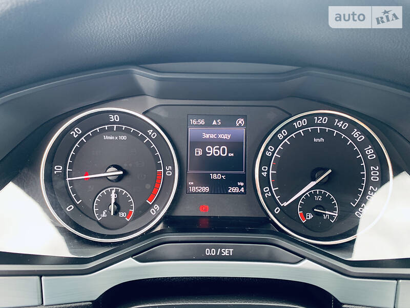 Універсал Skoda Superb 2017 в Рівному