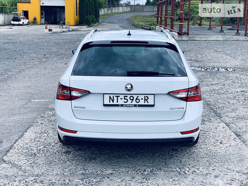 Універсал Skoda Superb 2017 в Рівному