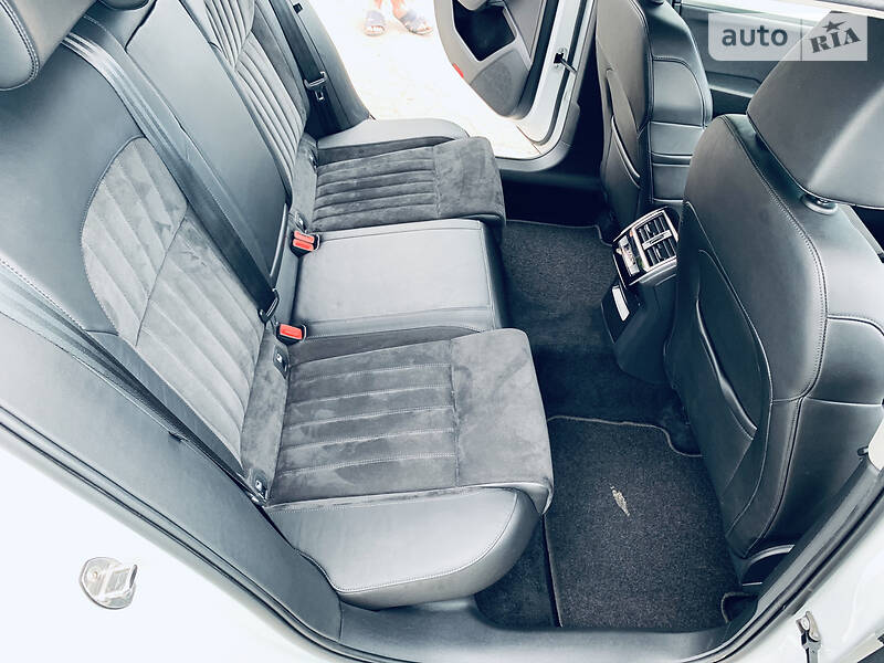 Універсал Skoda Superb 2017 в Рівному