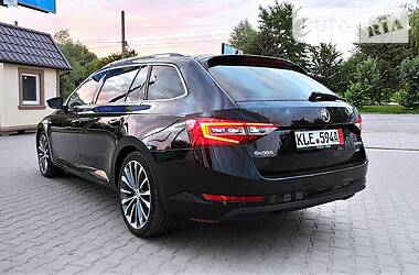 Универсал Skoda Superb 2016 в Черновцах