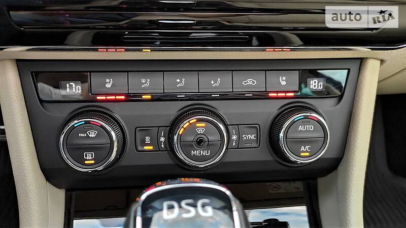 Універсал Skoda Superb 2016 в Чернівцях