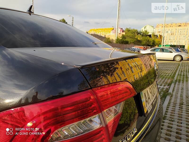 Седан Skoda Superb 2014 в Києві