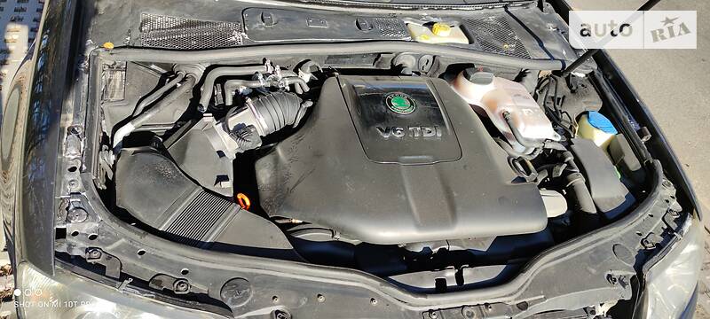 Седан Skoda Superb 2005 в Києві