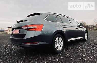 Универсал Skoda Superb 2016 в Киеве