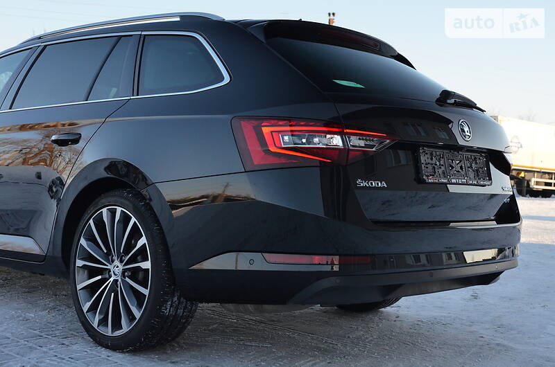 Універсал Skoda Superb 2016 в Луцьку