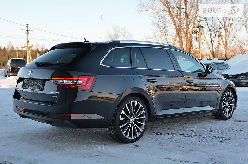 Універсал Skoda Superb 2016 в Луцьку
