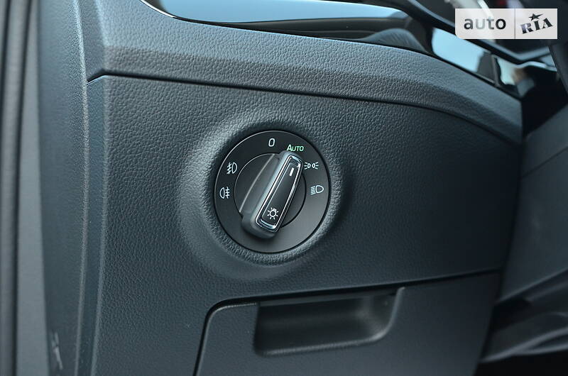 Універсал Skoda Superb 2016 в Луцьку