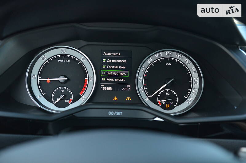 Універсал Skoda Superb 2016 в Луцьку