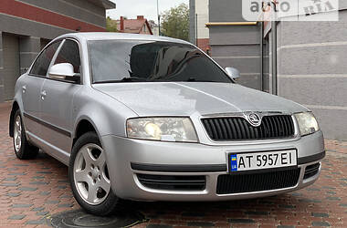 Седан Skoda Superb 2008 в Ивано-Франковске