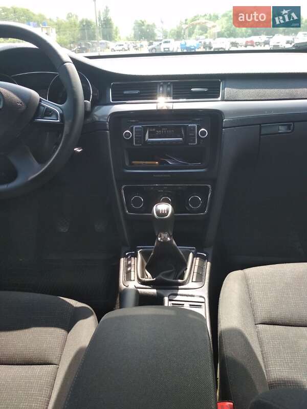 Лифтбек Skoda Superb 2015 в Белой Церкви фото 15 Лифтбек Skoda Superb 2015 в Белой Церкви