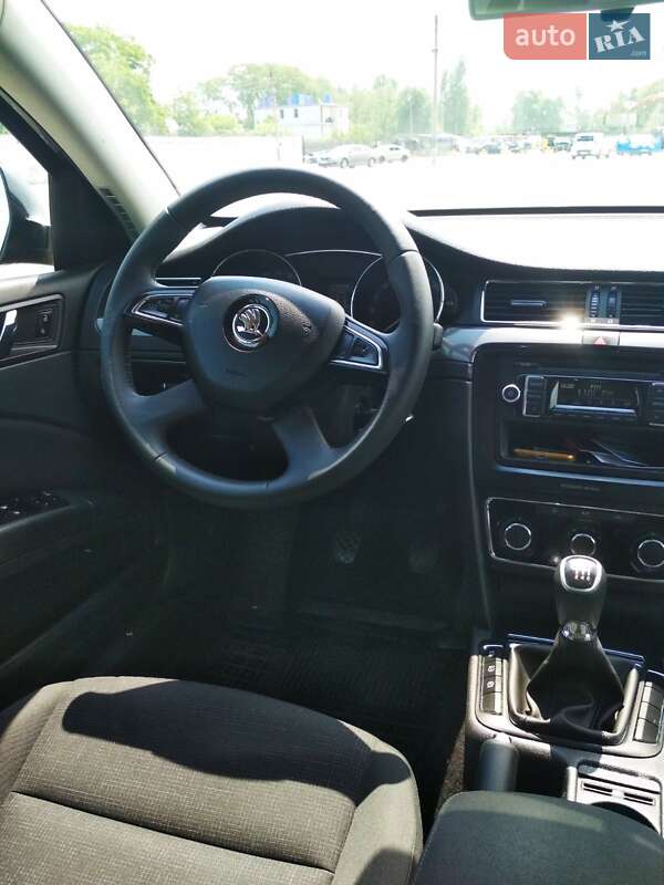 Лифтбек Skoda Superb 2015 в Белой Церкви фото 39 Лифтбек Skoda Superb 2015 в Белой Церкви