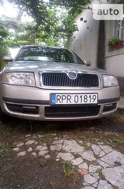 Седан Skoda Superb 2003 в Ужгороде