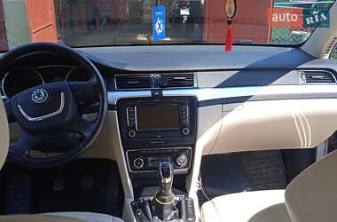 Універсал Skoda Superb 2012 в Трускавці