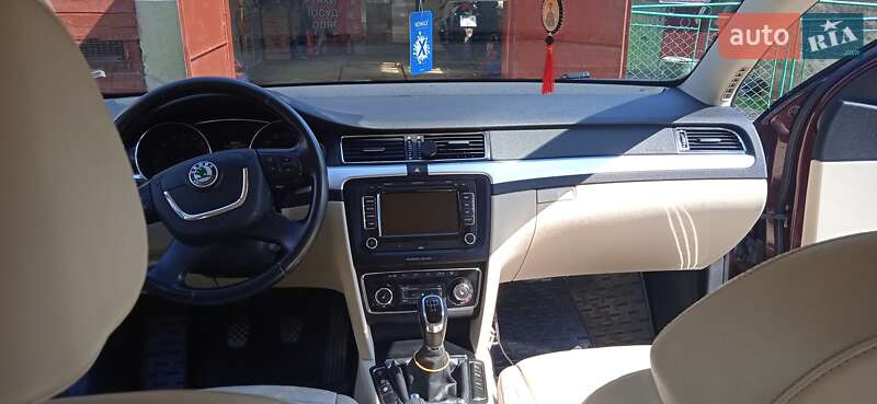 Универсал Skoda Superb 2012 в Трускавце фото 3 Универсал Skoda Superb 2012 в Трускавце