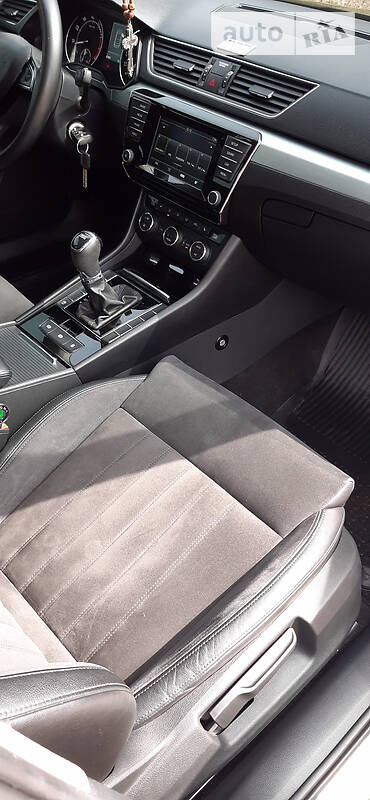 Хэтчбек Skoda Superb 2016 в Кривом Роге