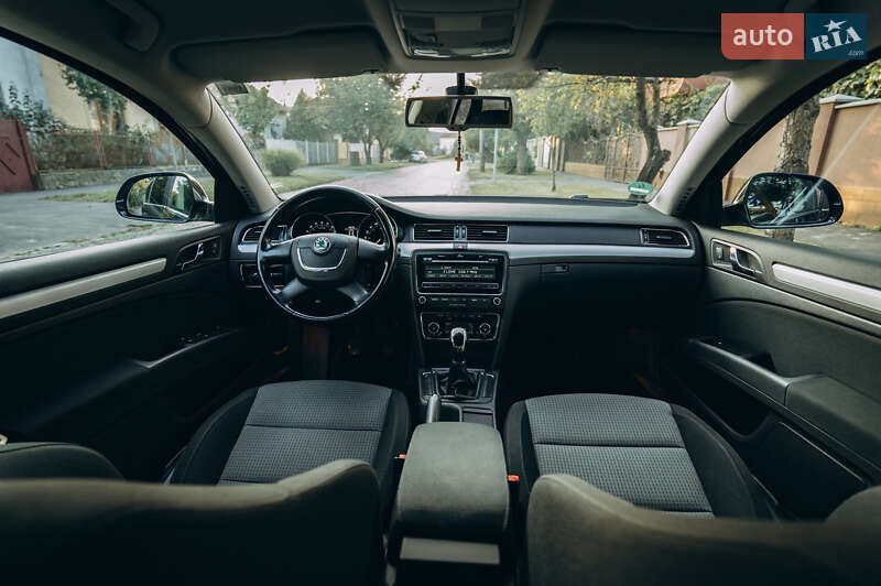 Ліфтбек Skoda Superb 2011 в Мукачевому