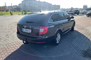 Универсал Skoda Superb 2011 в 