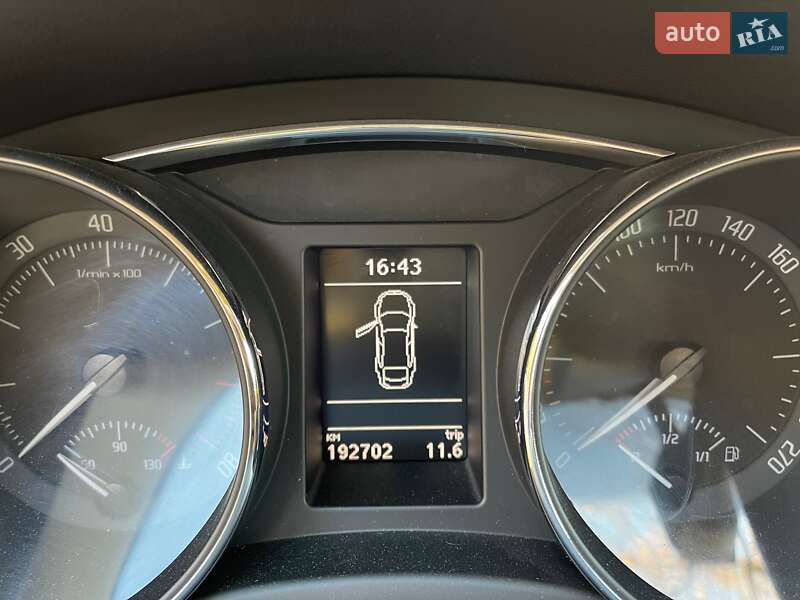 Ліфтбек Skoda Superb 2012 в Києві фото 8 Ліфтбек Skoda Superb 2012 в Києві