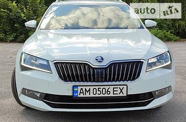 Универсал Skoda Superb 2017 в 