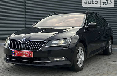 Универсал Skoda Superb 2015 в 