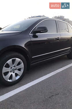 Лифтбек Skoda Superb 2012 в 