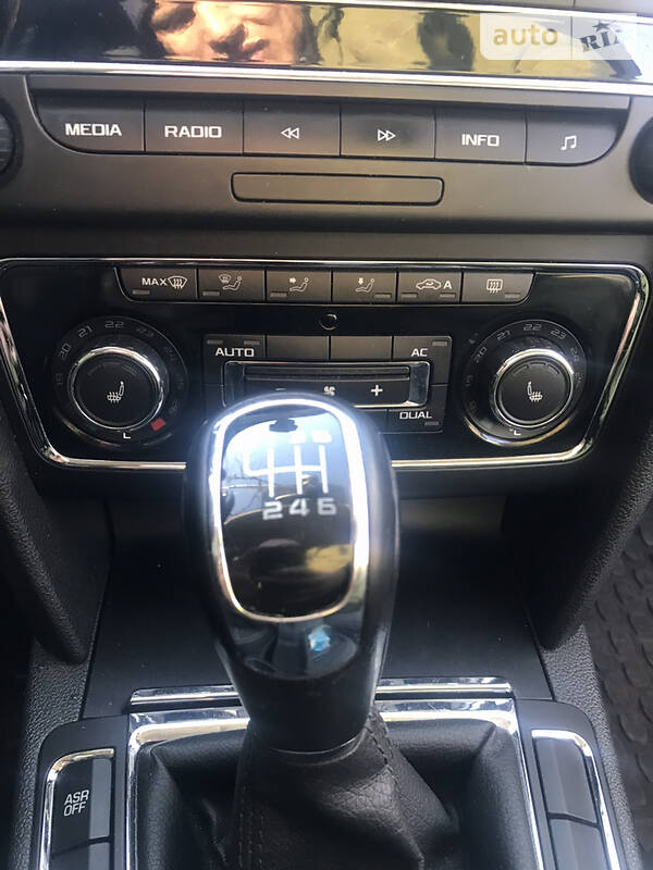 Лифтбек Skoda Superb 2011 в Подольске