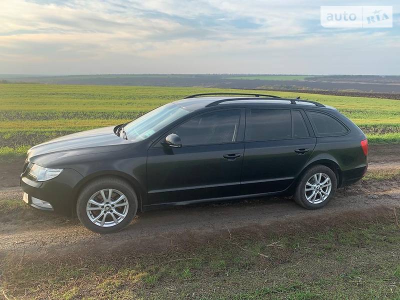 Универсал Skoda Superb 2011 в 